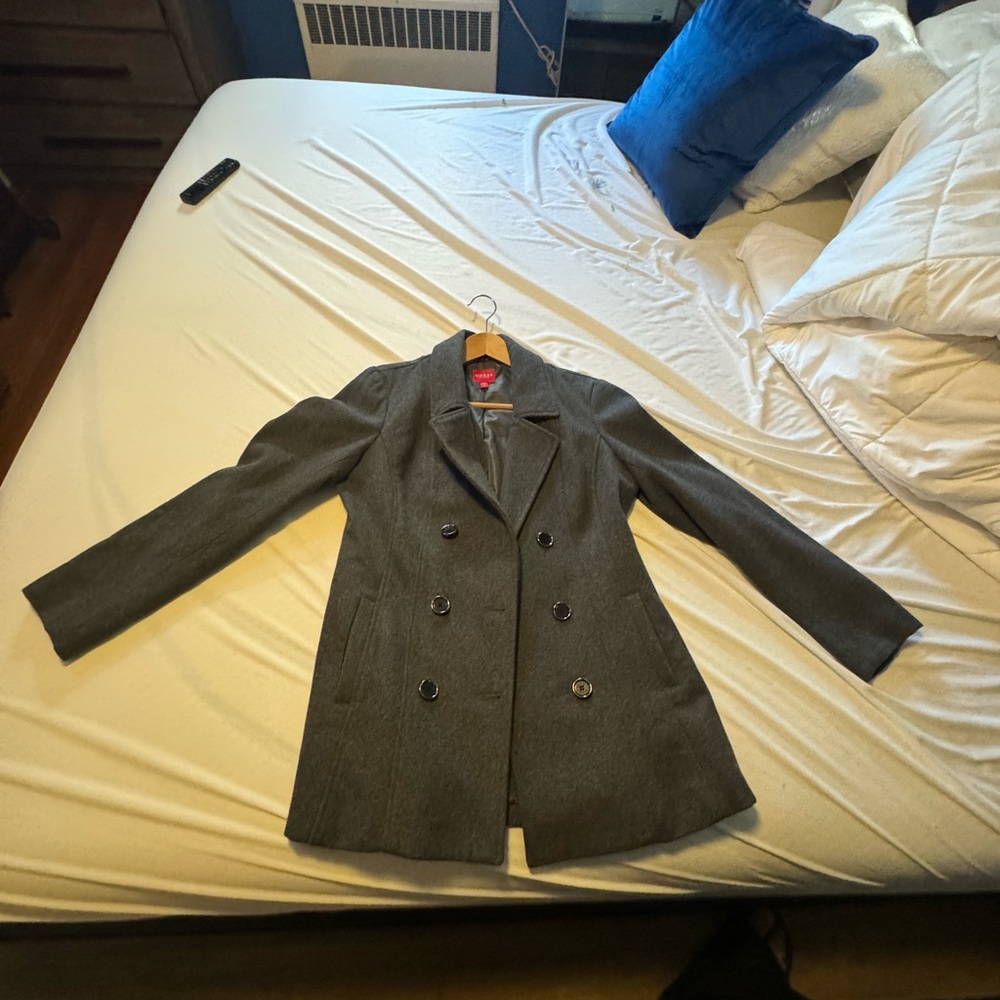Guess women’s pea coat size M